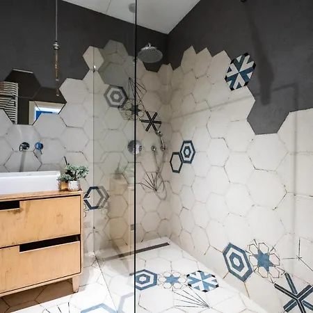 Krucza ~ Self Check-in 24h ~ Parking And Lift Wroclaw