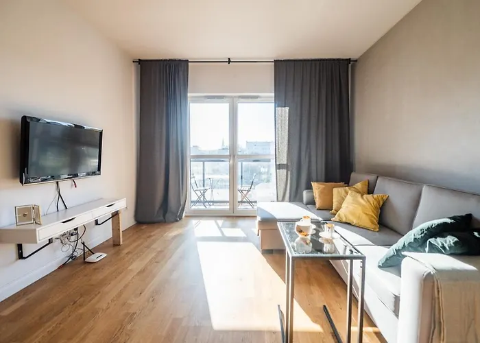 Apartment Krucza ~ Self Check-in 24h ~ Parking And Lift Wroclaw