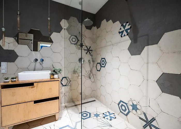 Krucza ~ Self Check-in 24h ~ Parking And Lift Wroclaw