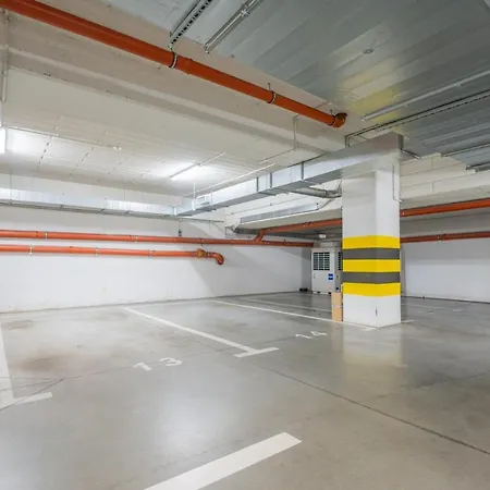 Apartment Krucza ~ Self Check-in 24h ~ Parking And Lift
